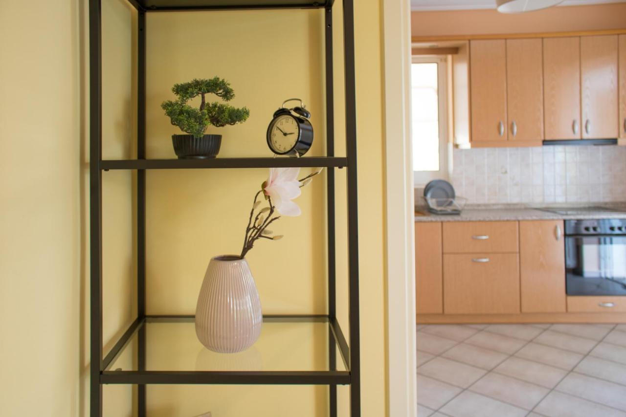 3 Bedroom Comfortable Apartment Gtd31506 Atene Esterno foto