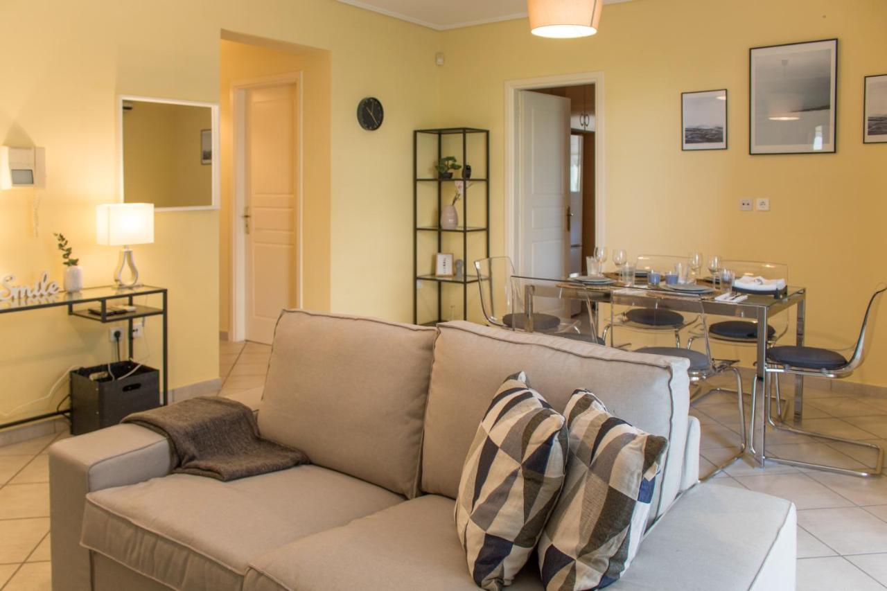 3 Bedroom Comfortable Apartment Gtd31506 Atene Esterno foto